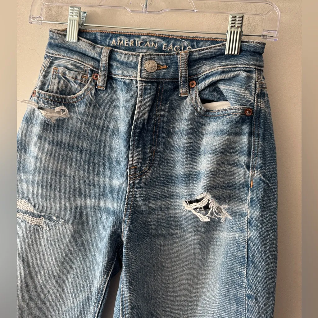 American Eagle Mom Jeans Distressed Size 000 - Image 2
