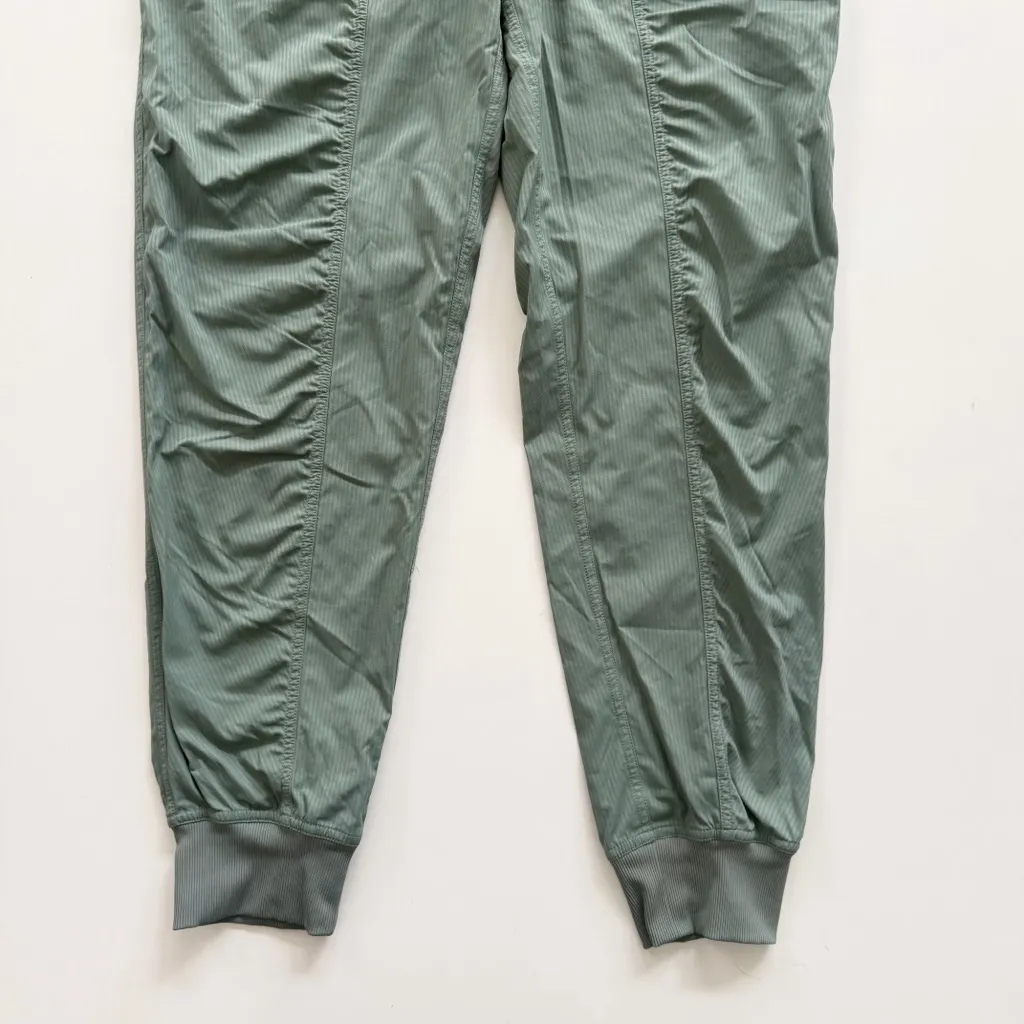 lululemon Dance Studio Mid-Rise Joggers size 8 - Image 4