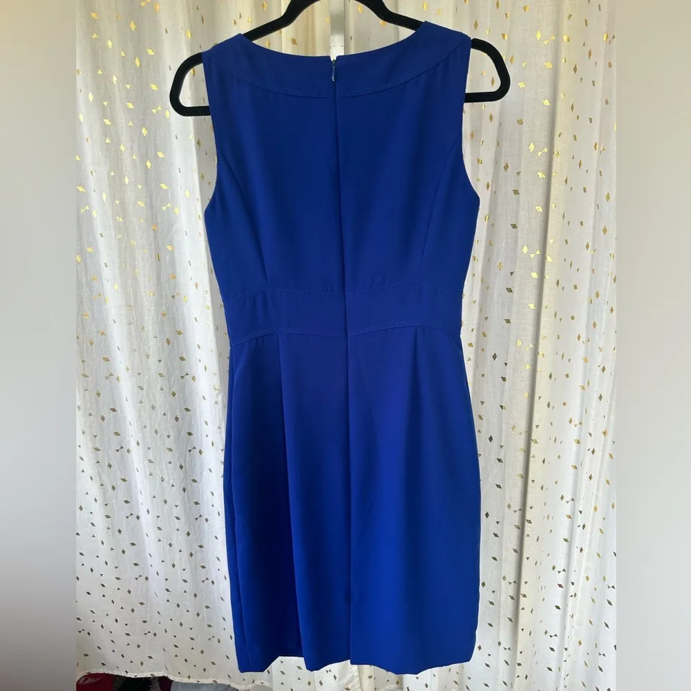 Tahari Women's Sleeveless Sheath Faux Belted Button Detail Dress Minimalist 4 - Image 3