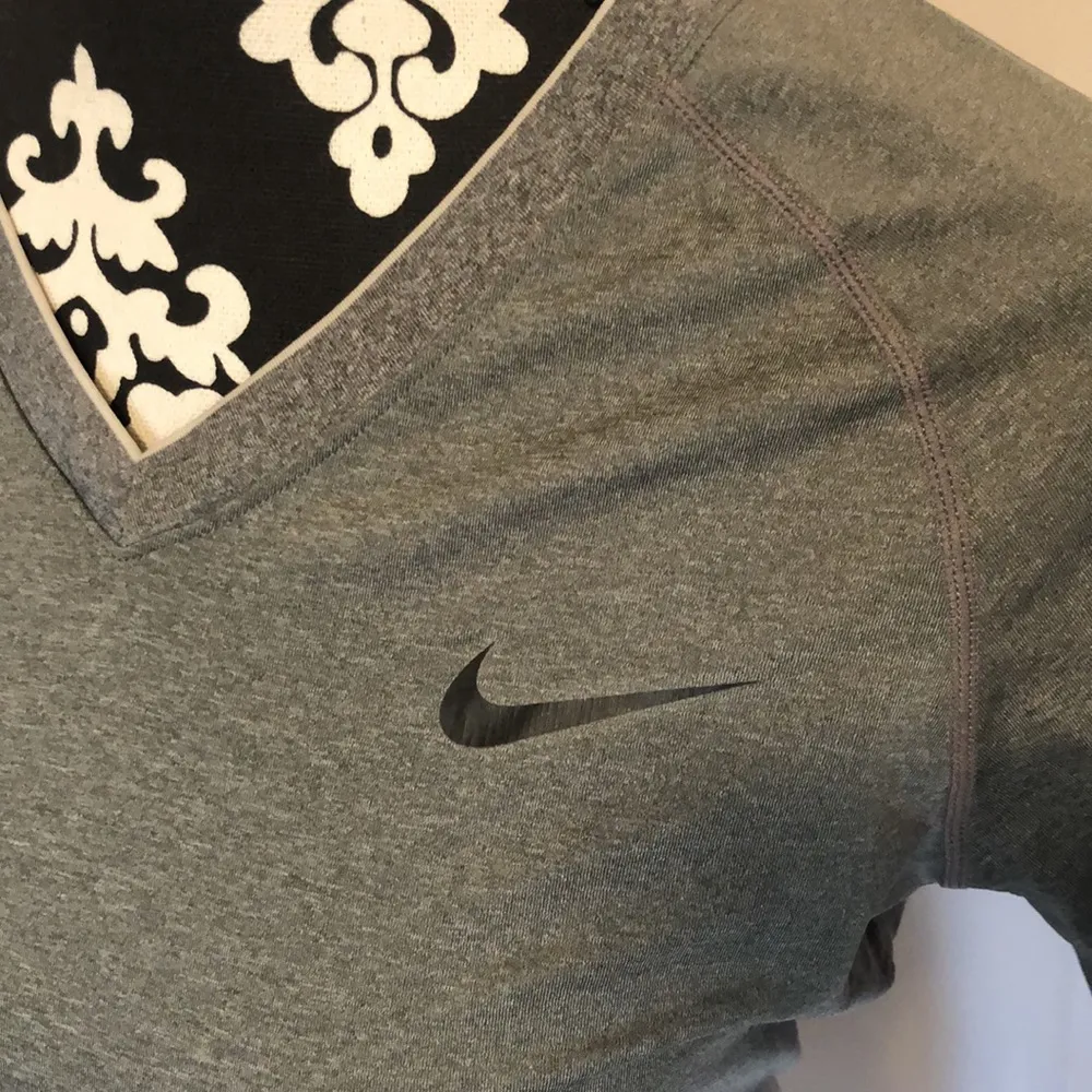 Nike pro combat grey long sleeve shirt - Image 2