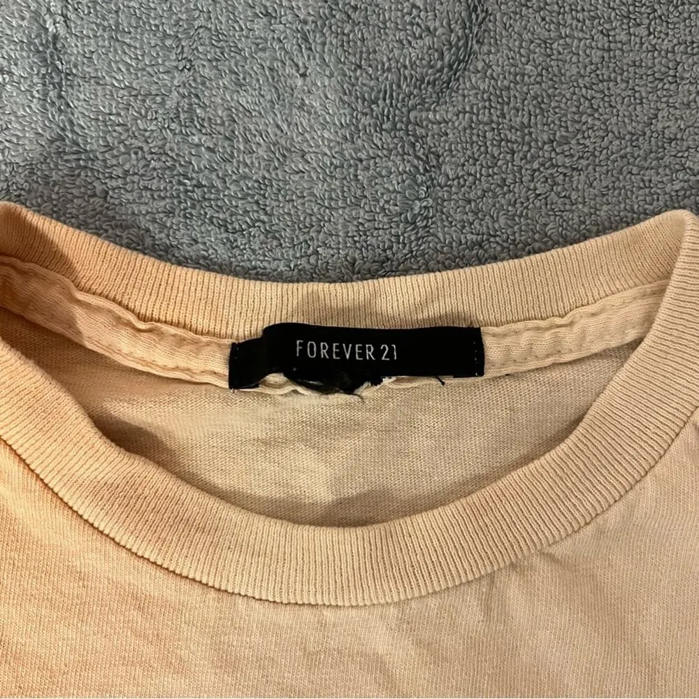 Forever 21 Cool Rider Graphic Tee Vintage Car Print Distressed Shirt Size Medium - Image 3