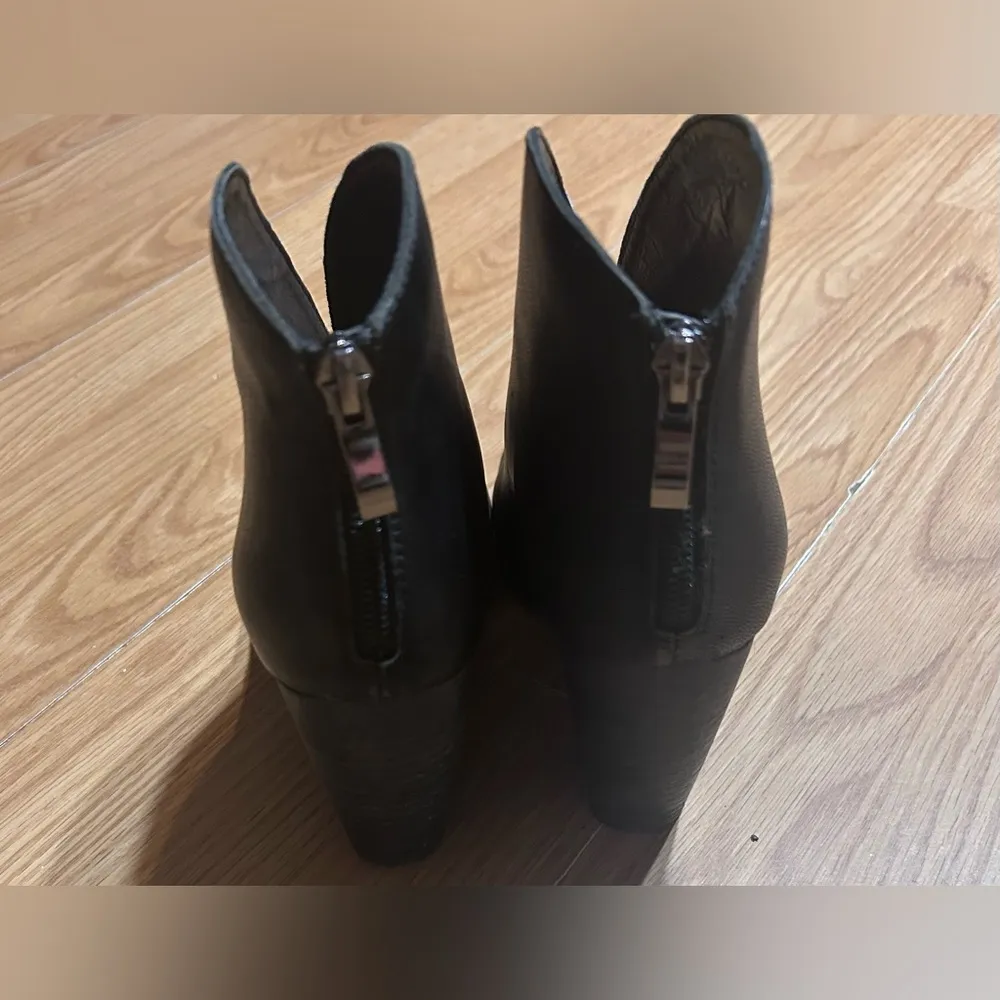 Antelope Black Women's Ankle heeled booties leather Eu 39. US 8.5-9 - Image 5