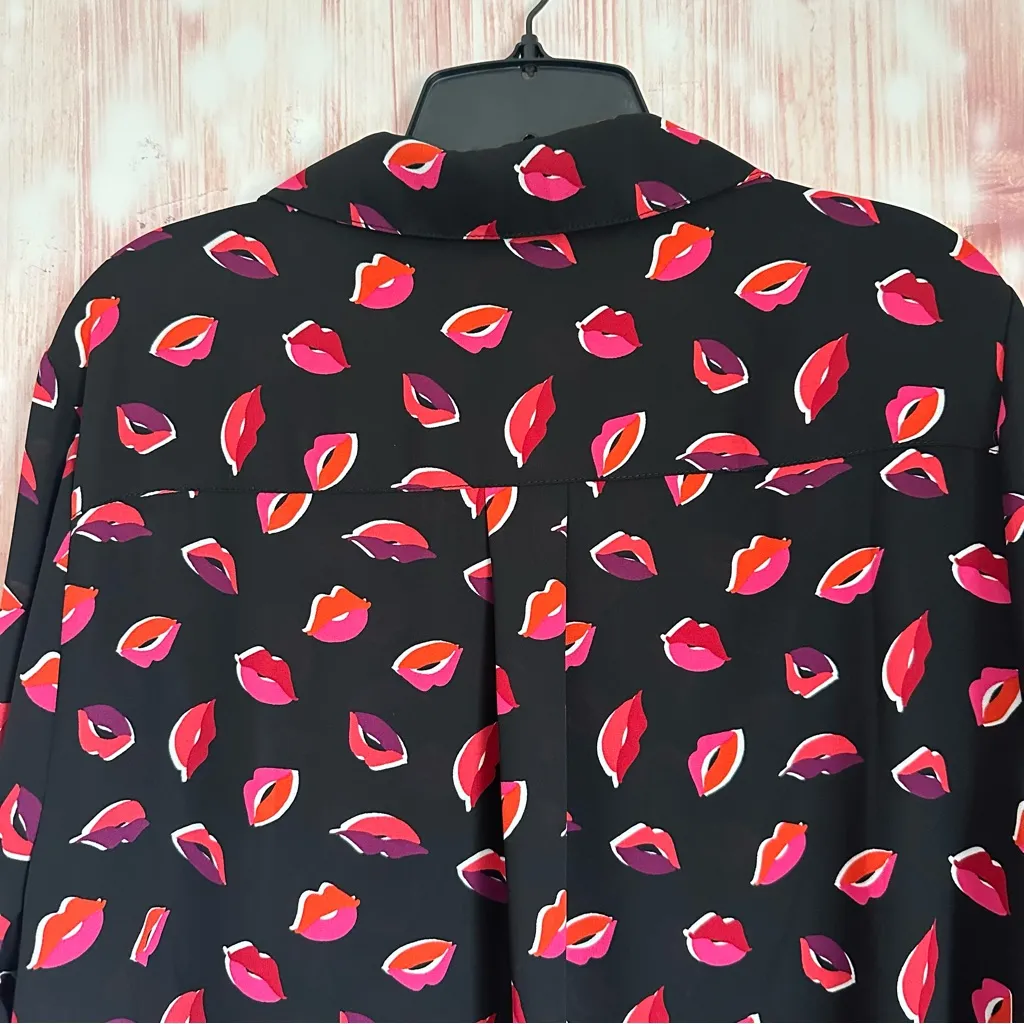 Torrid Black Sz 0 Pink Lips Lizzie Georgette Button Up Long Sleeve Shirt L 12 - Image 11