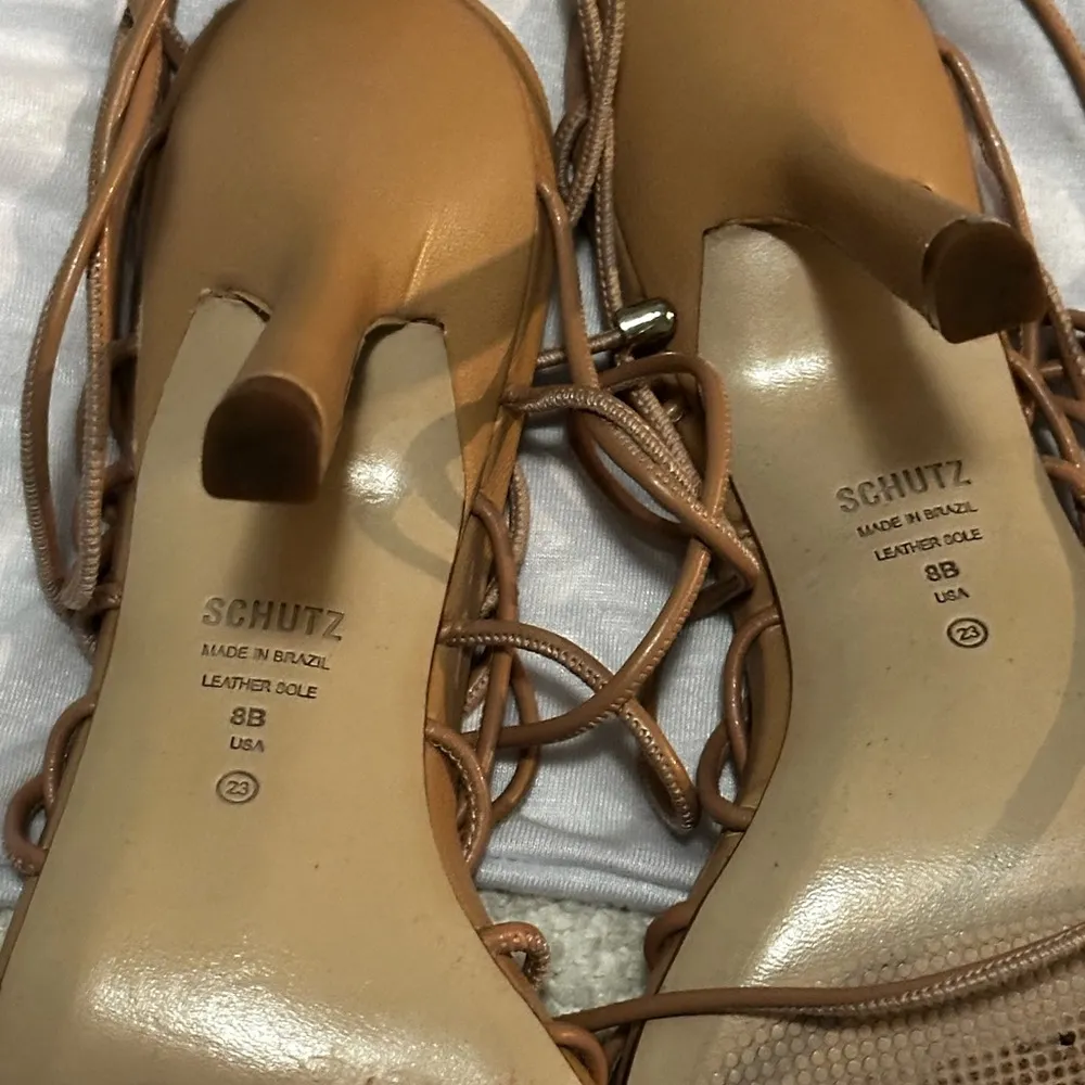 Schutz Heyde Leather Sandals - honey beige - Image 5