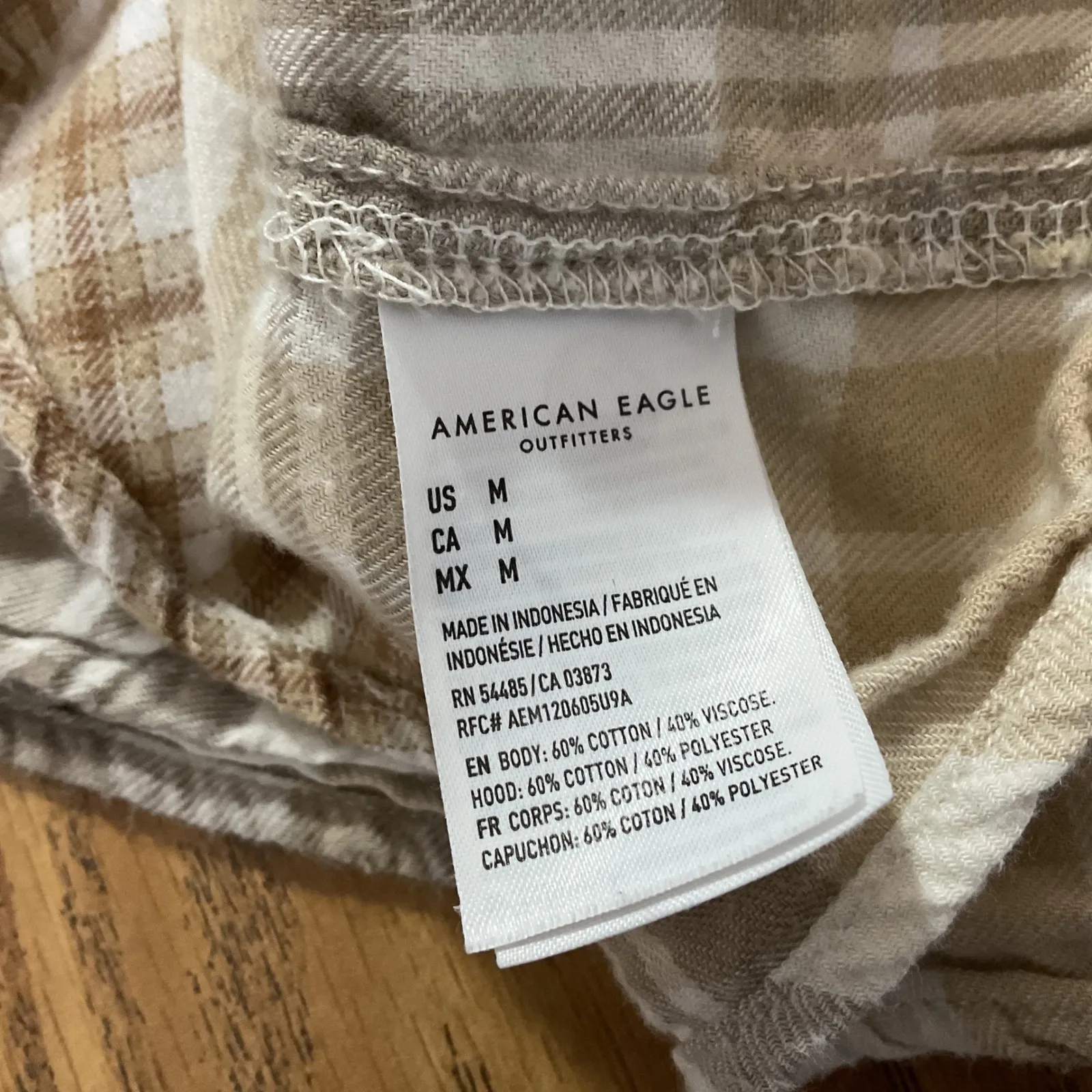 American Eagle Cropped Flannel Hoodie Shirt Plaid Distressed Womens Medium - Image 5