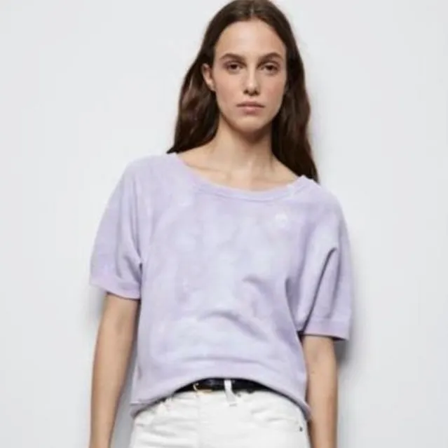 Nili Lotan Ciara Sweatshirt in Light Lavendar Tie Dye Size Medium Purple - Image 2