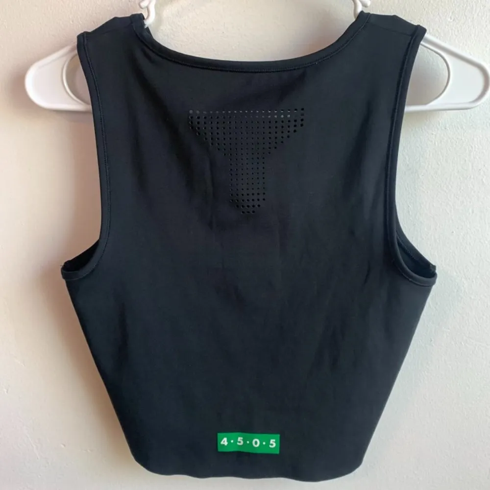 ASOS 4505 Black Active Crop Top - Image 2