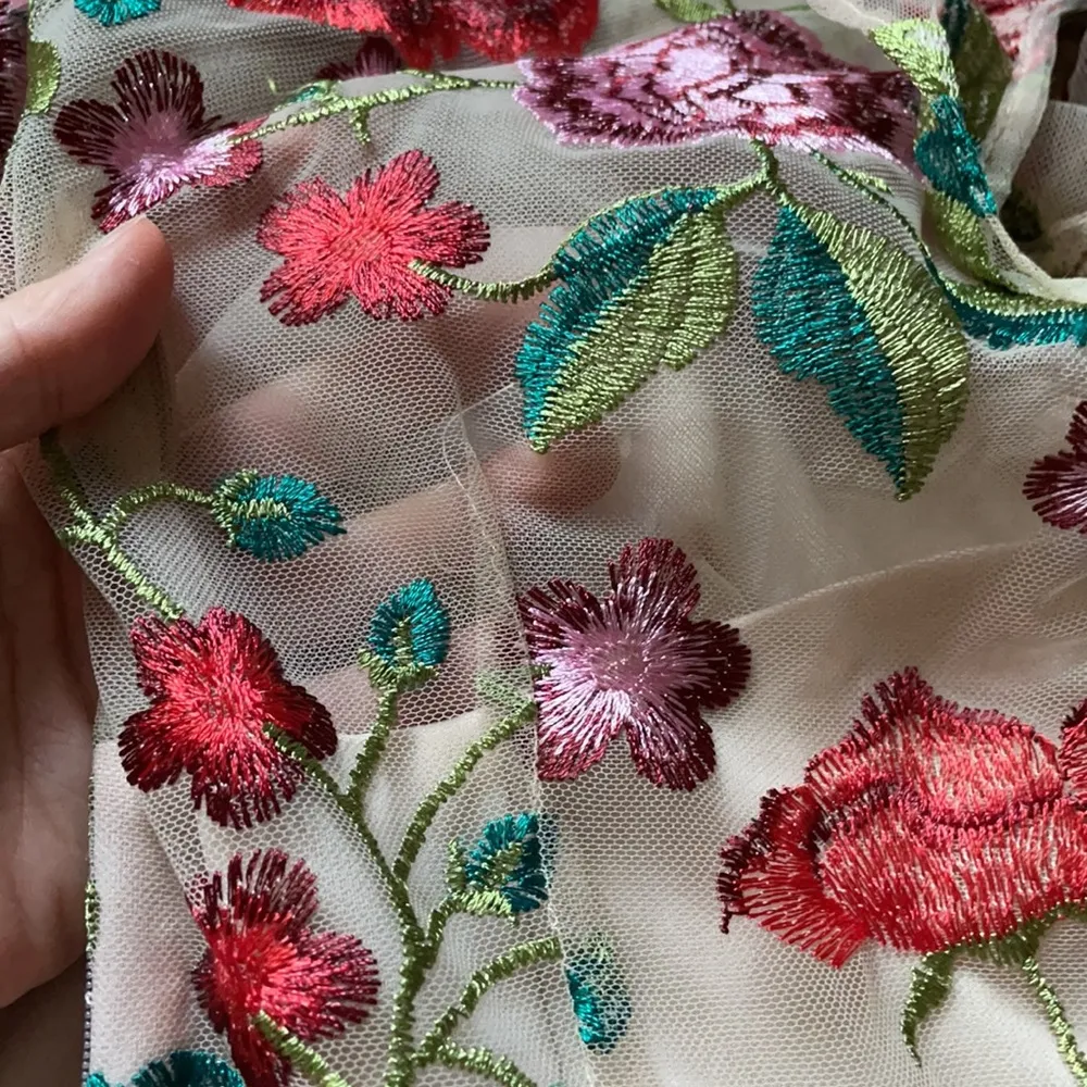 CARMEN MARC VALVO floral embroidered dress - Image 10