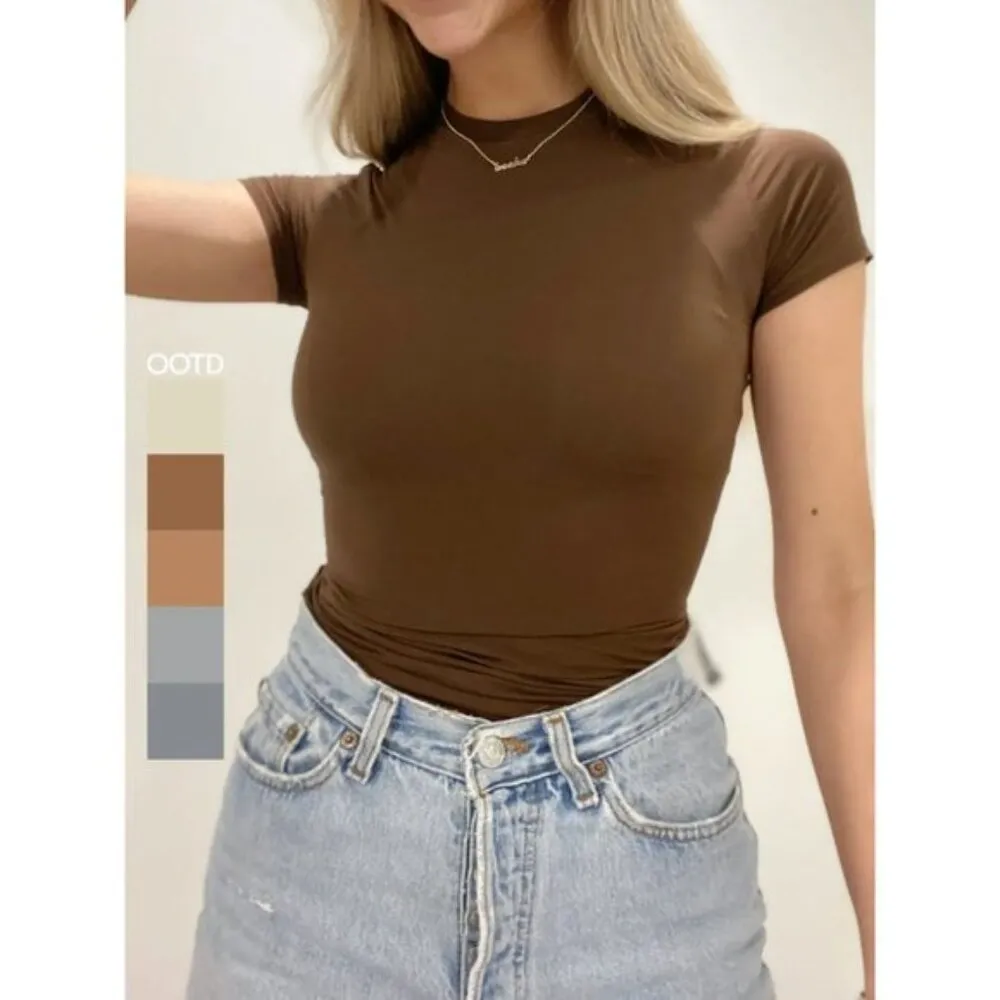 SKIMS Fits Everybody T-Shirt in Cocoa Size Small - Image 8