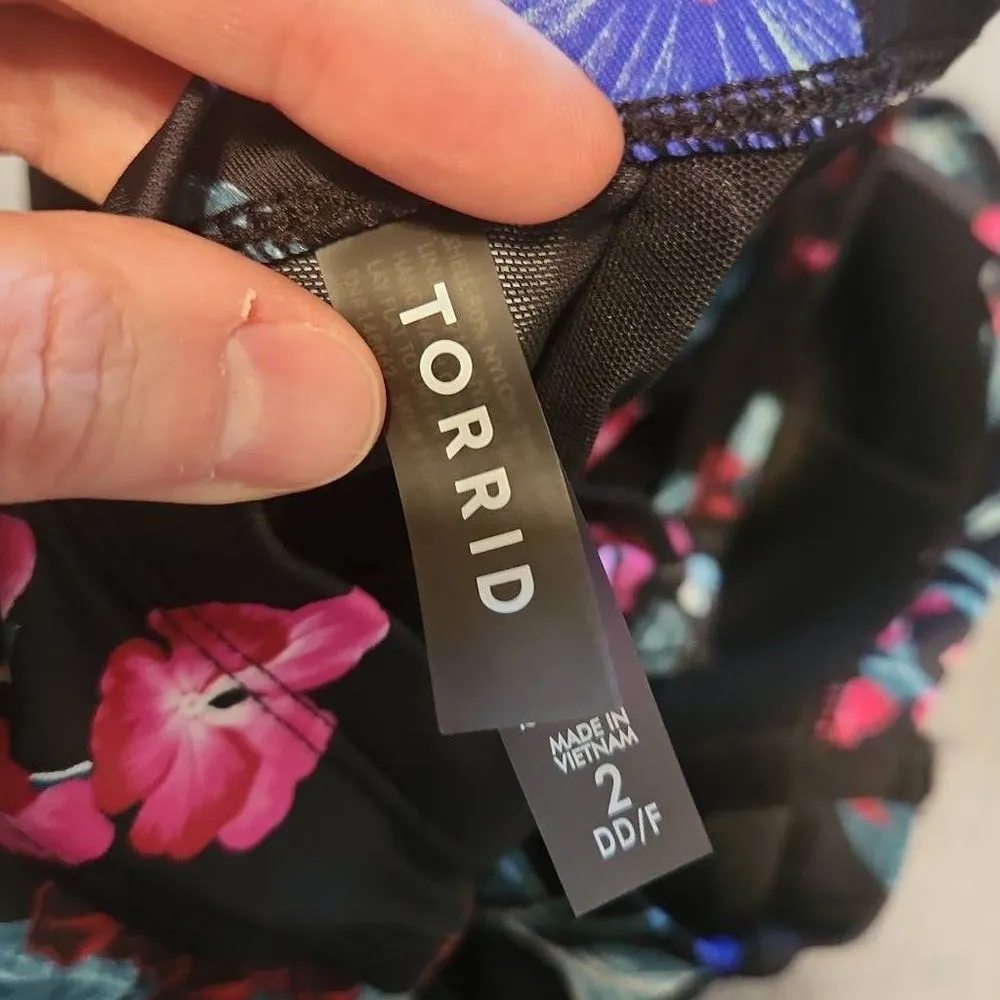 Torrid  2 DD/F Mystical Forest Floral Black Underwire Long Line Bikini Top Swim - Image 3