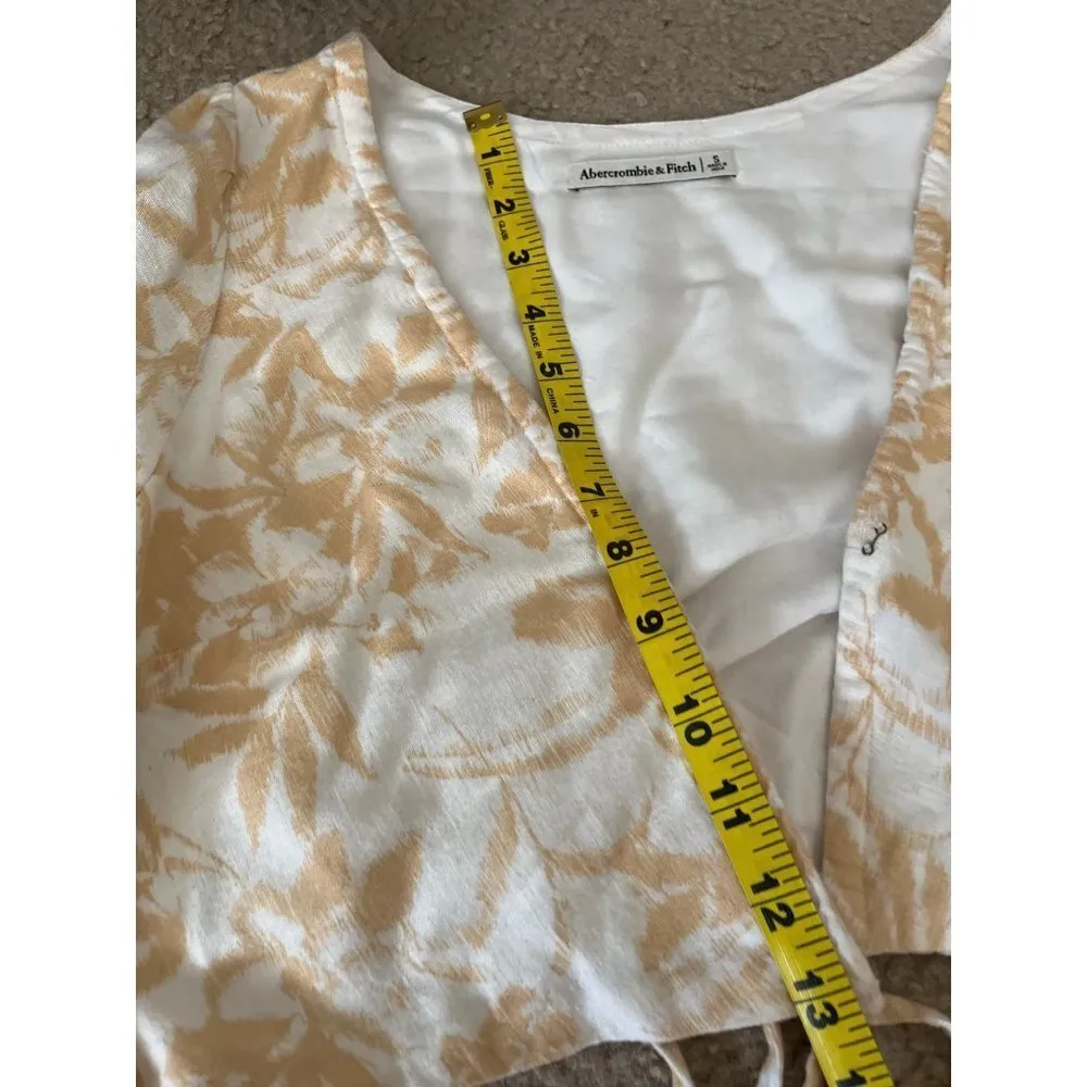 Abercrombie & Fitch peach white Long Sleeve tropical palm tree cropped top S - Image 14