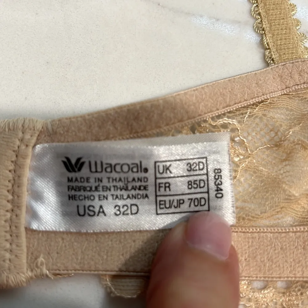 Wacoal underwire bra - Image 4