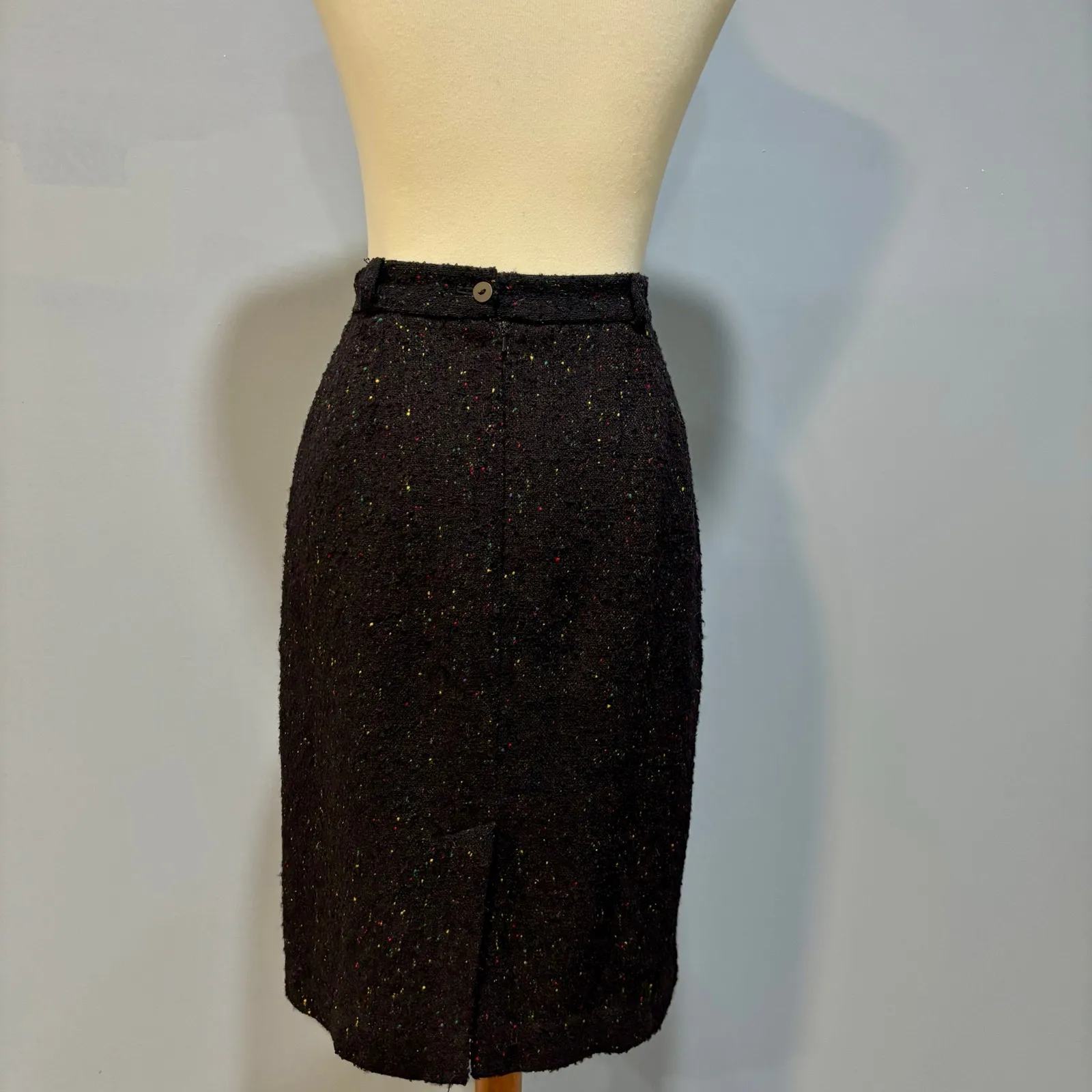 VTG Liz Claiborne Black Speckled Tweed Pencil Skirt Wool Blend Midi, Size 10 - Image 5