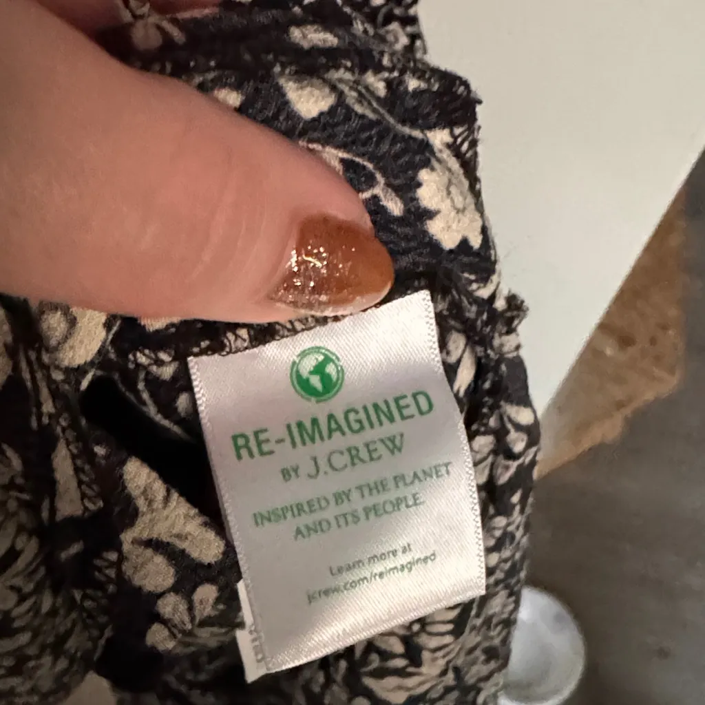 J. Crew Black and White Floral Long Sleeve Dress - Image 4