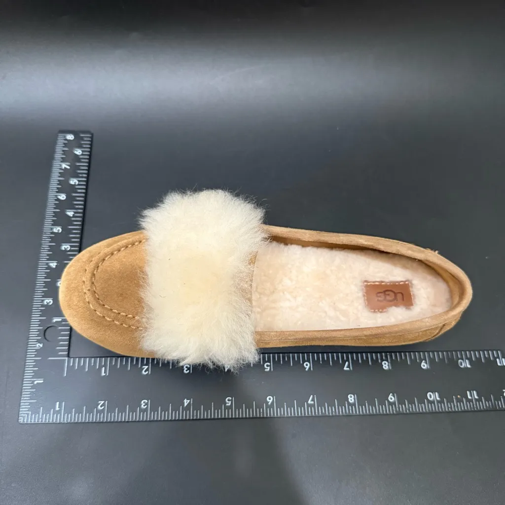 UGG  Kaley Wisp Suede Sheepskin Loafer Size 6 - Image 9