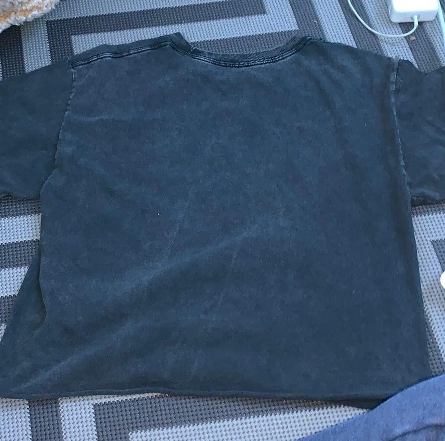 Brandy Melville T-shirt Cropped - Image 2