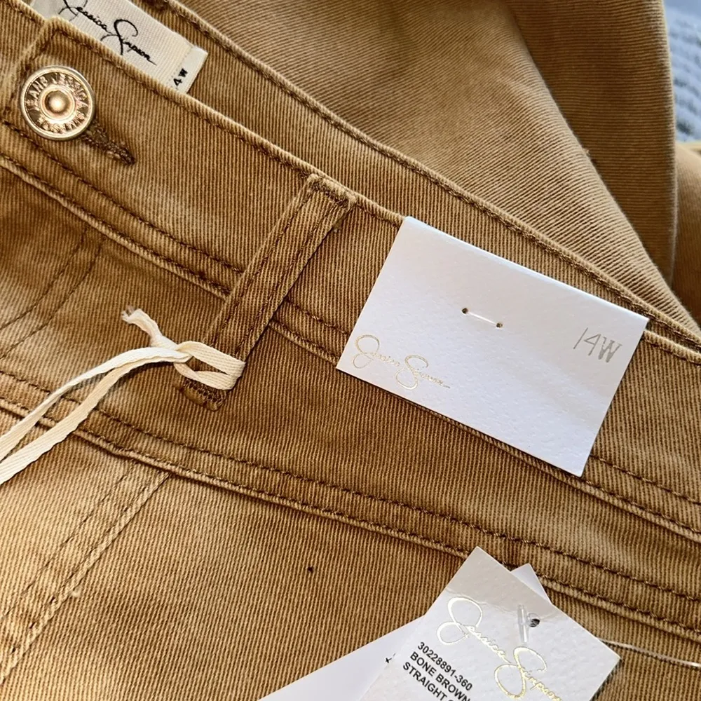 NWT Jessica Simpsons Straight Cargo Ankle in Bone Brown SZ-14W - Image 6