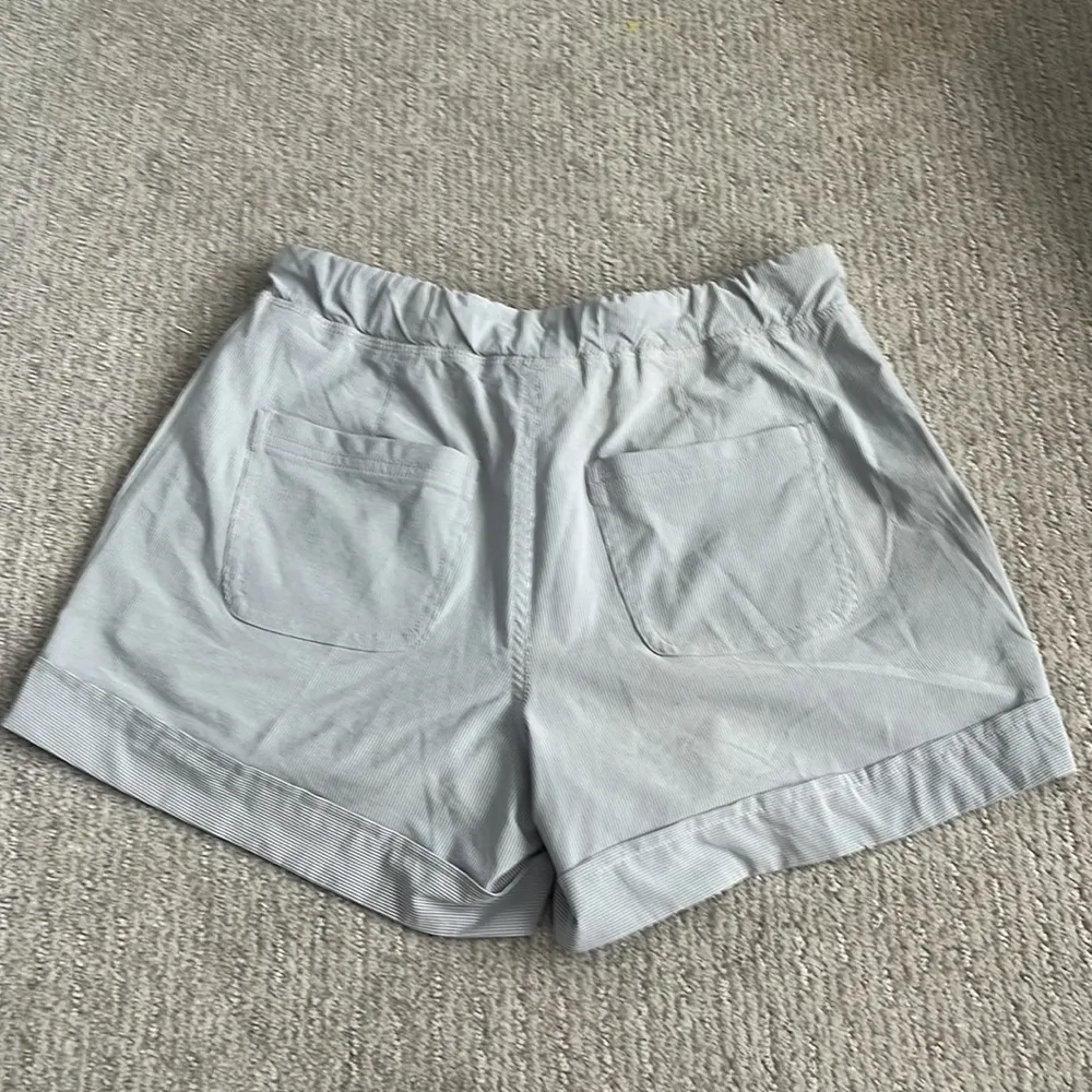 Athelta Beachside Stripped Shorts - Image 5