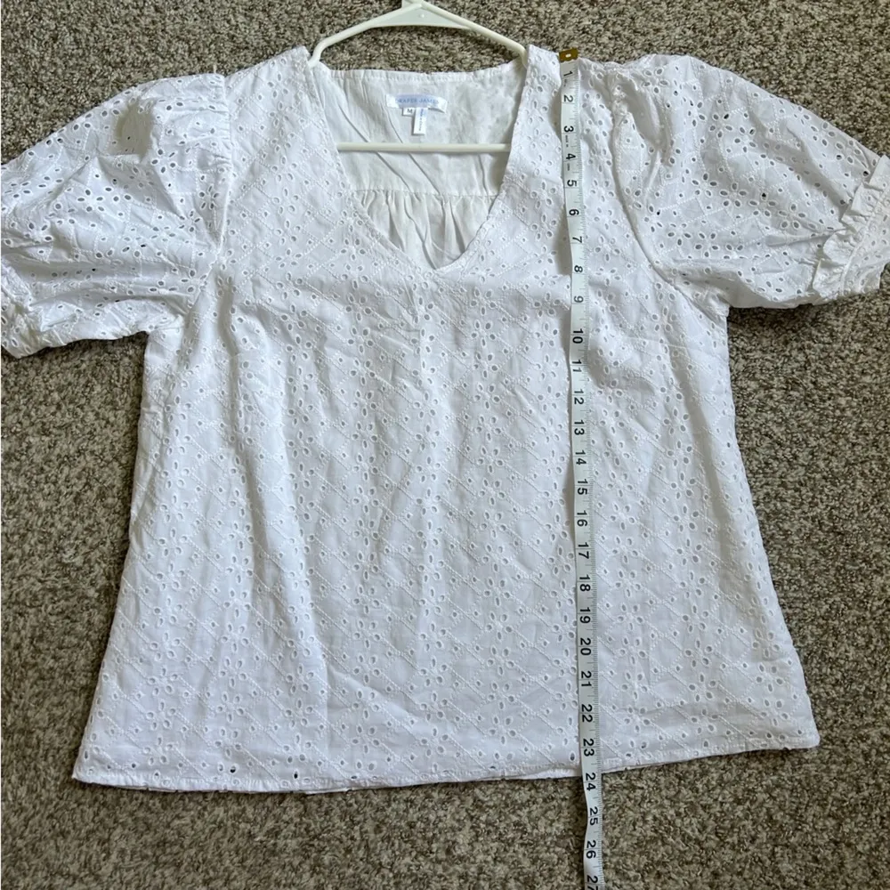 Draper James White Short Sleeve Puff Sleeve Eyelet Blouse Summer Neutral Medium - Image 7