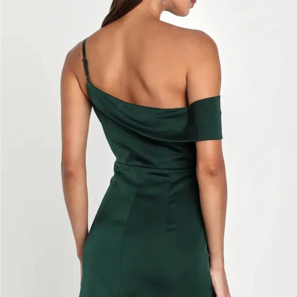 Lulu's Green Asymmetrical Ruched Cocktail Dress Size M - Image 5