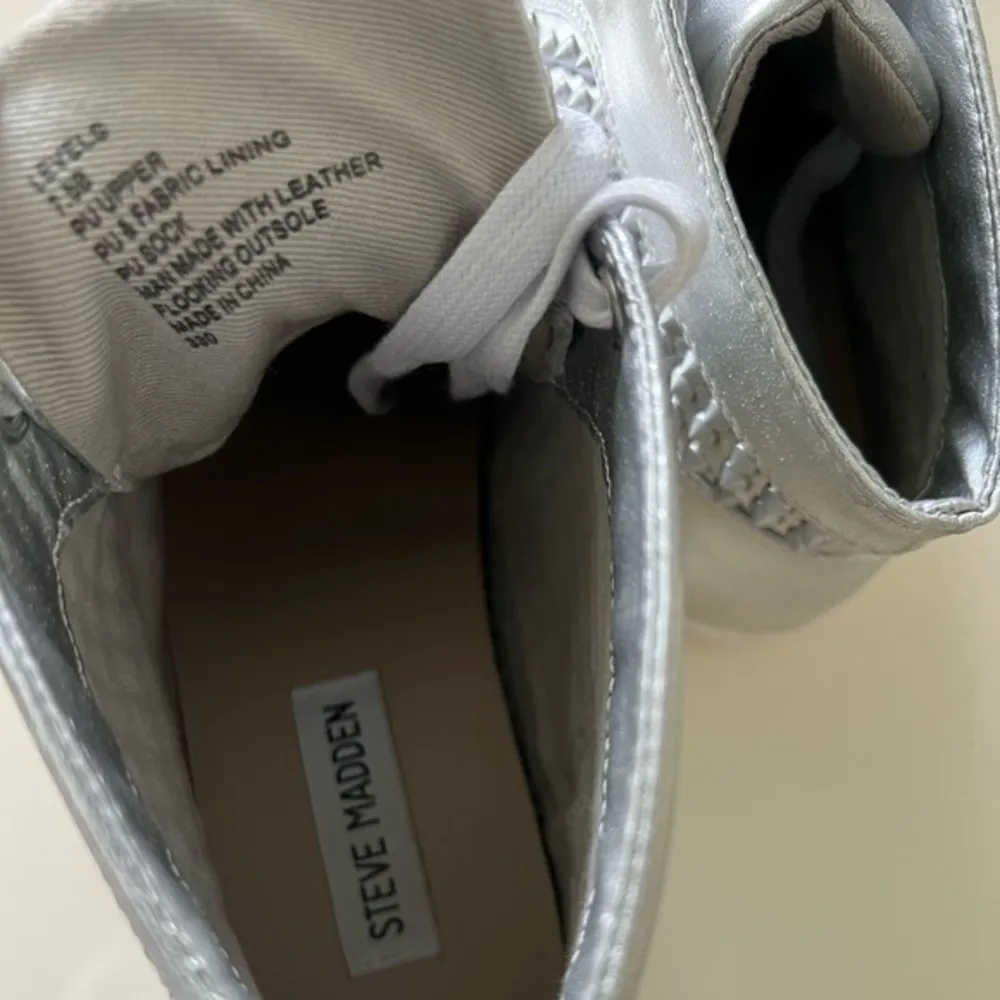 Steve Madden Levels Silver Studded Spike High Top Lace Up Sneakers Size 7.5B - Image 4