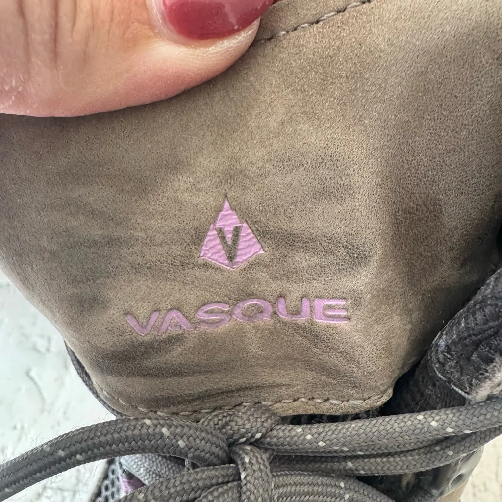 Vasque Breeze 2.0 GTX Hiking Boots‎ Women’s size 8 in Gargoyle/Violet Gore - Image 10