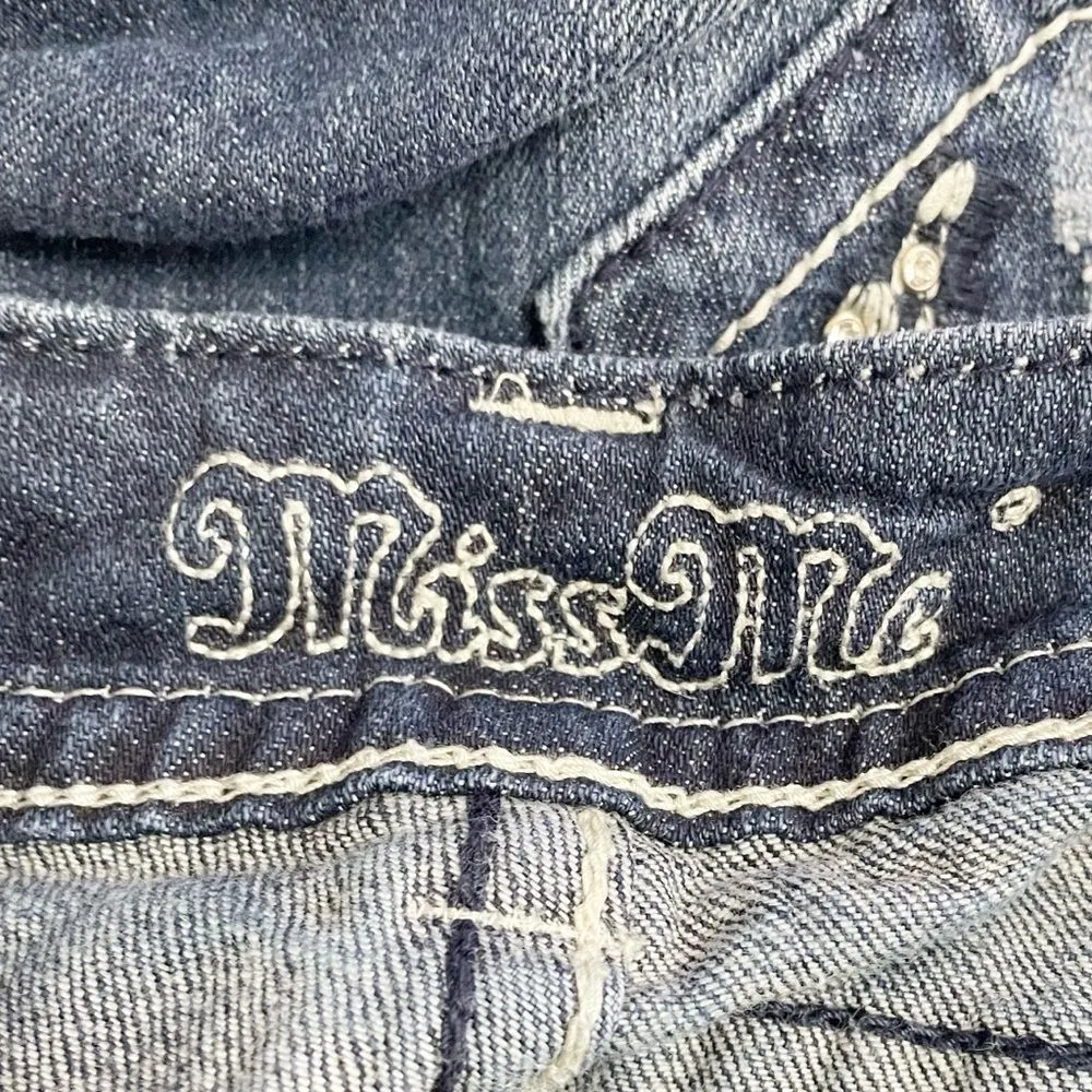 Miss Me Bermuda Shorts Medium Wash Bling Angel Wing Cut-off Jean Shorts Size 28 - Image 6