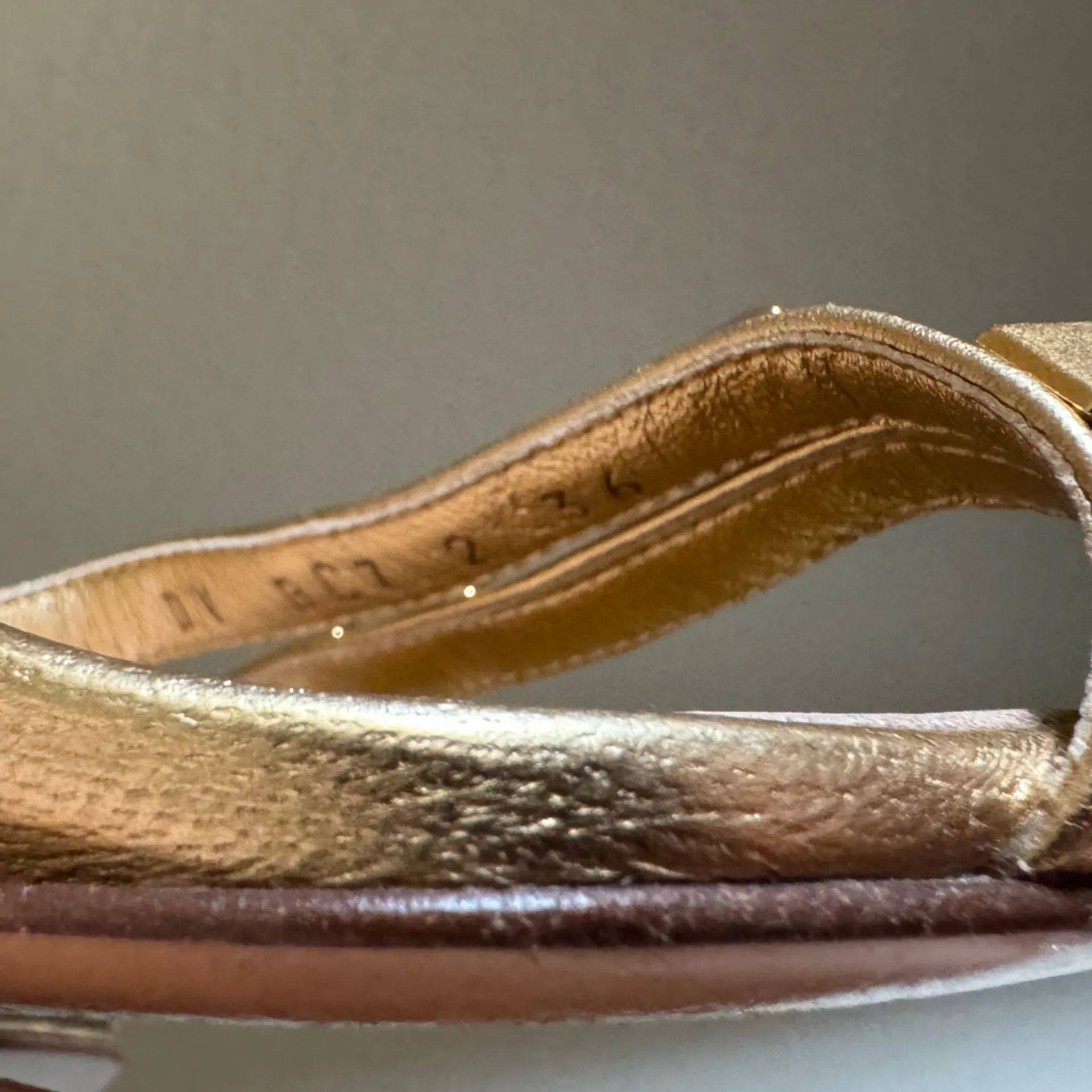 Valentino Garavani Rockstud Wedge Sandal Sz 36‎ Gold - Image 7