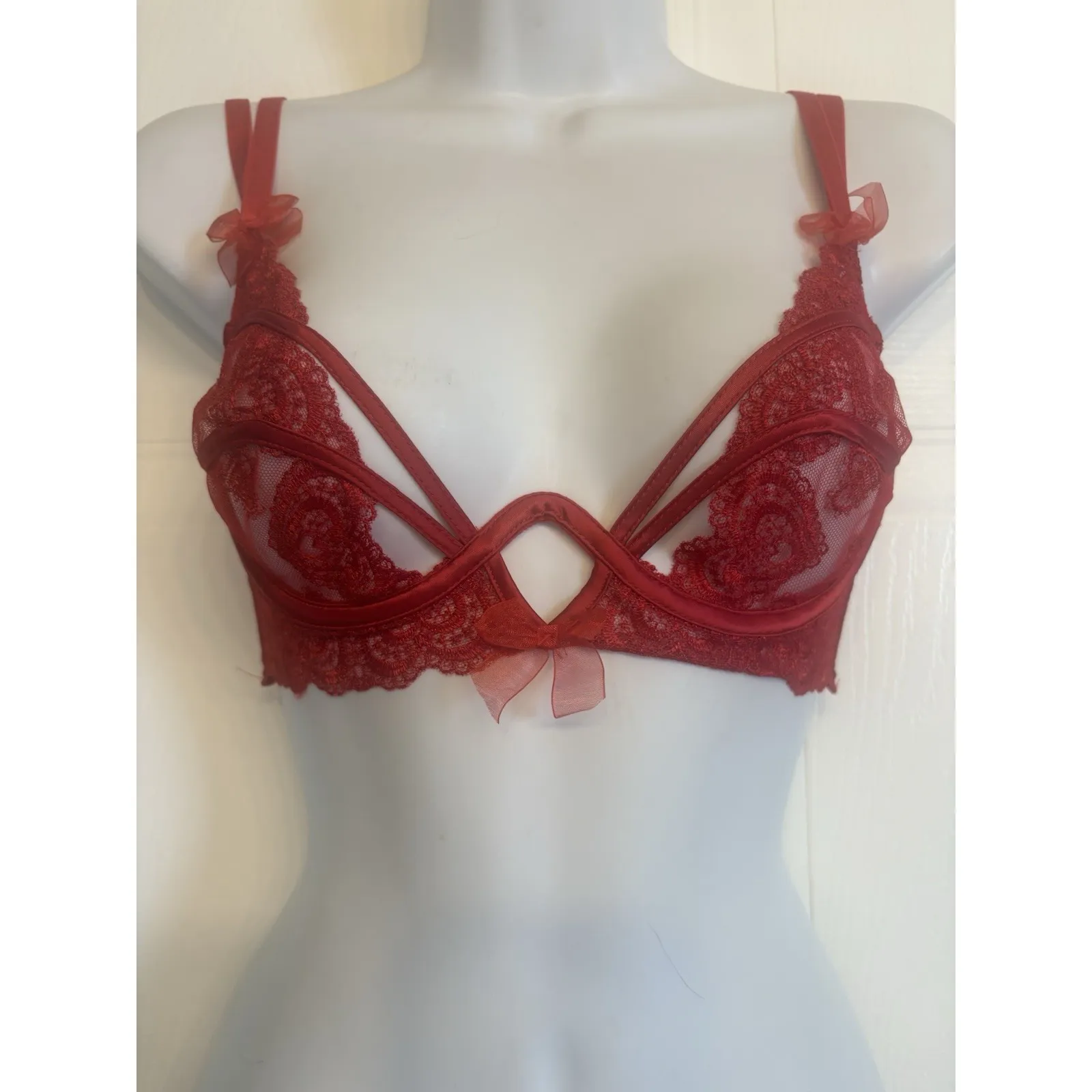 For Love & Lemons Red Lace Heart Embroidery Bra Unlined Underwire Size XXS 32A - Image 2
