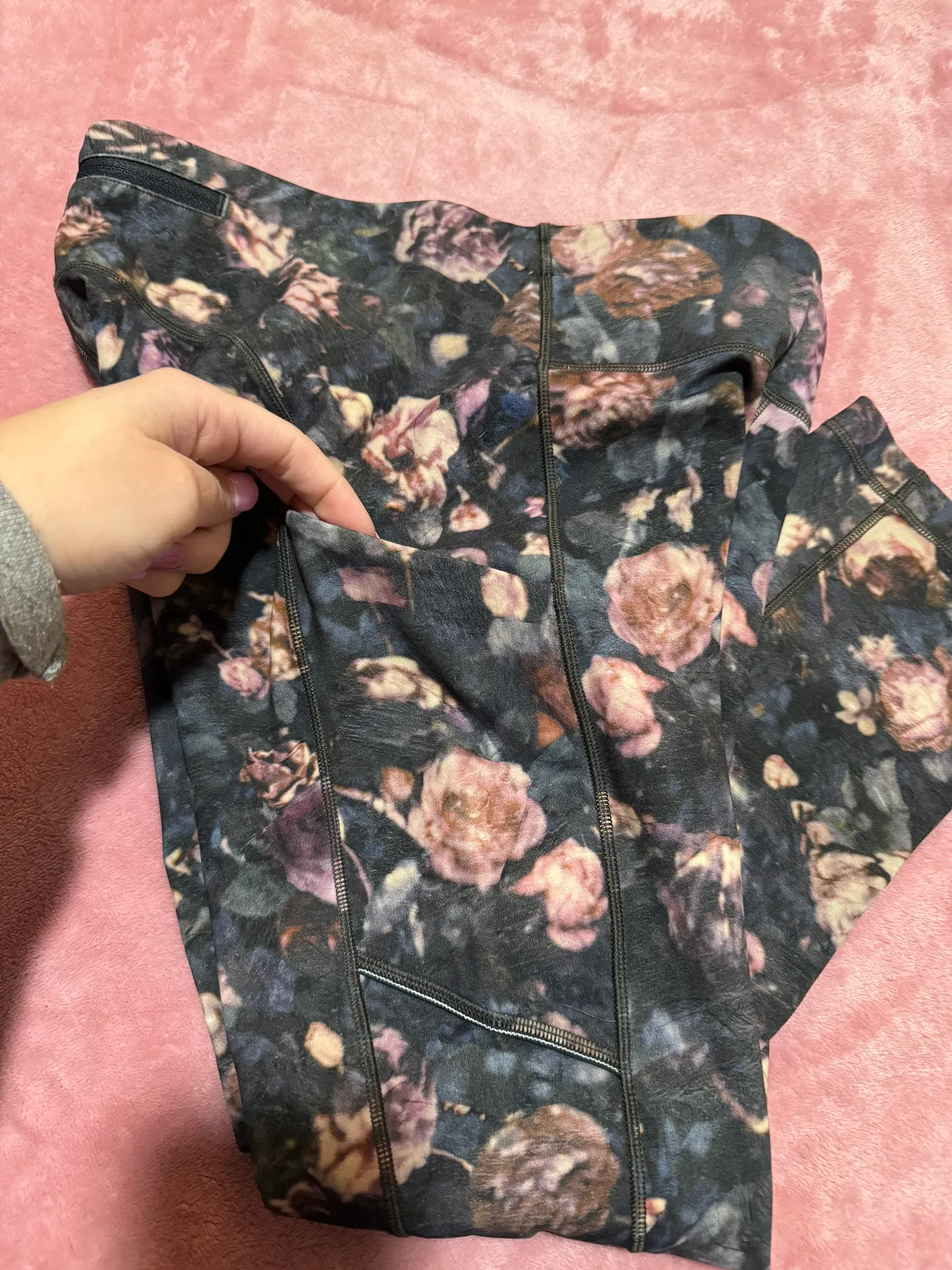 Lululemon Cropped - Image 5