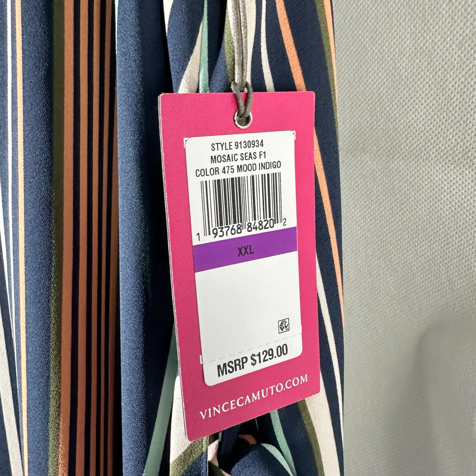 Vince Camuto Sleeveless Asymmetrical Hem Striped
Dress Size XXL - Image 6