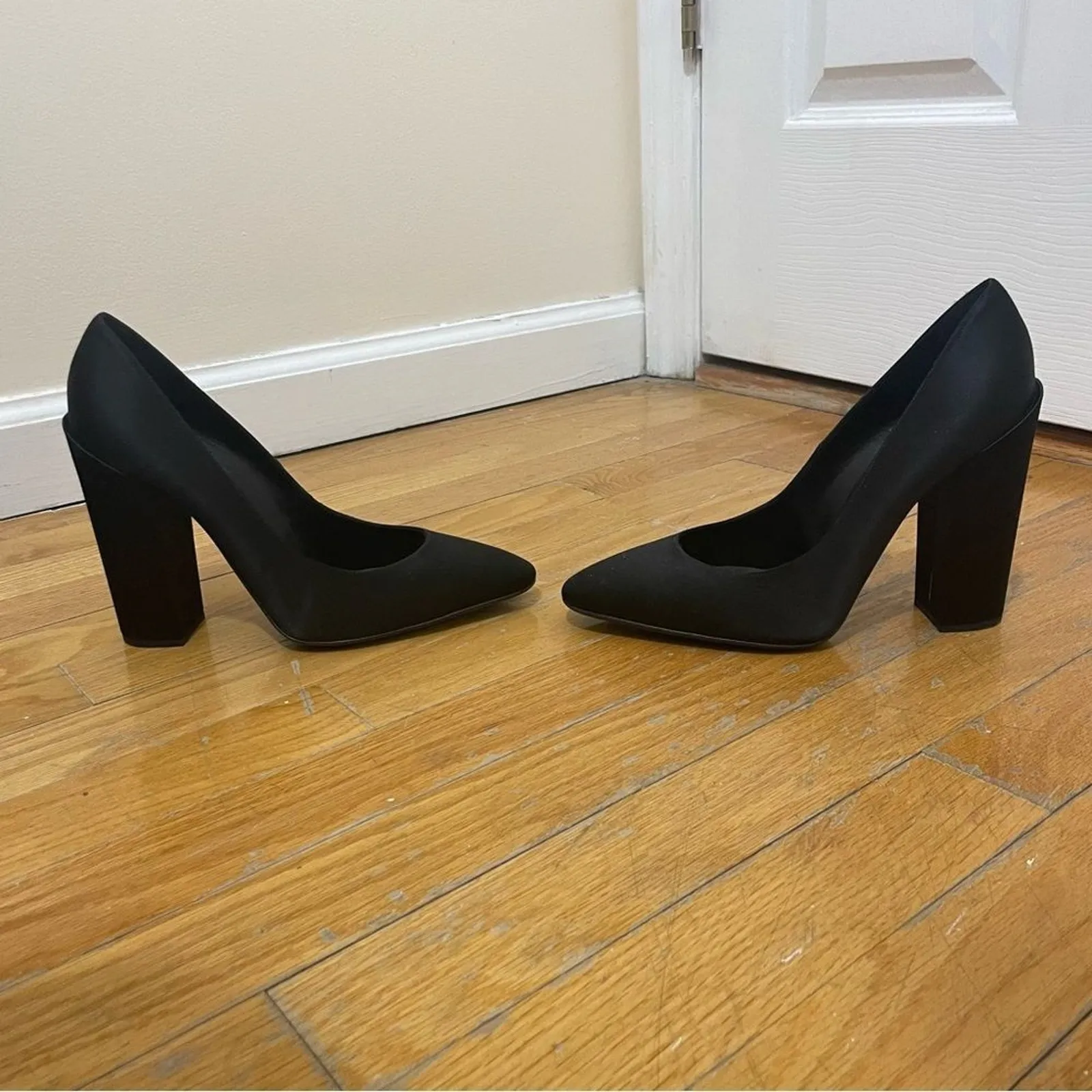 Giambattista Valli Black Pumps Block Heel Size EU‎ 40 US 9.5 NEW NWOB - Image 7