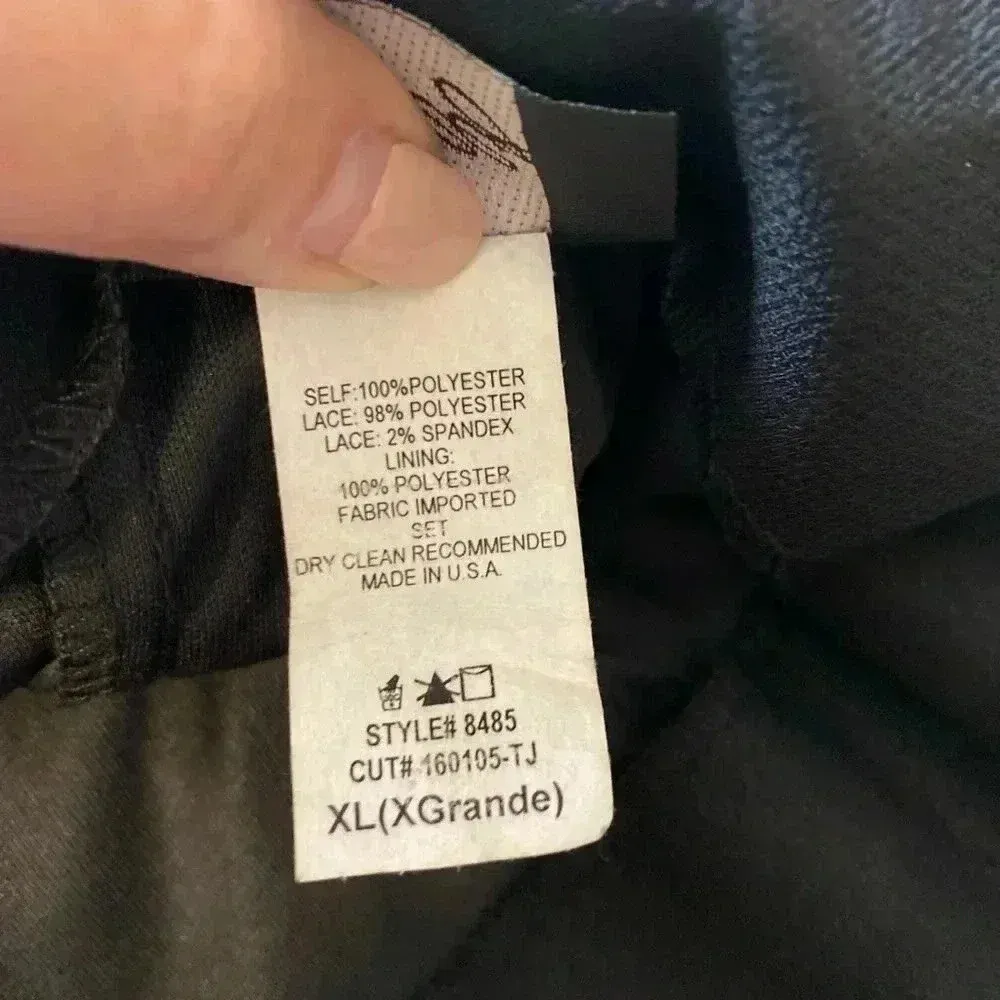 Black wedding dress with lace bodice and chiffon skirt and straps Size‎ XL - Image 2