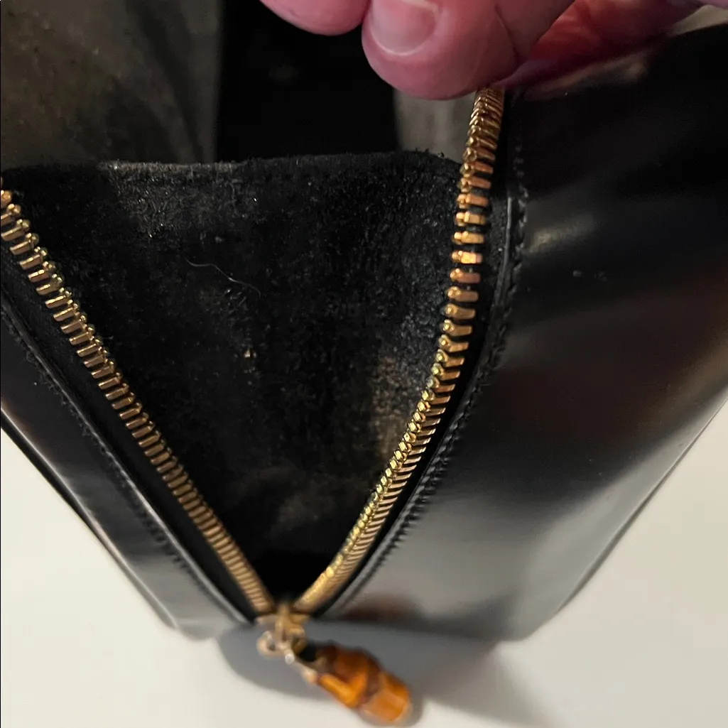 Gucci Black Vanity Bag with Bamboo Accents - Rehab - interior peeling - Image 11