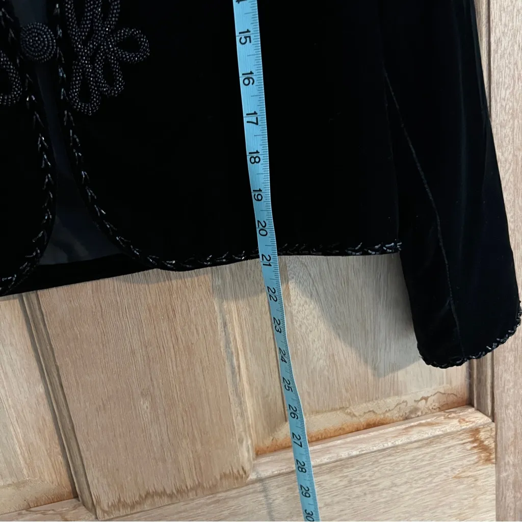 IB Diffusion vintage women’s velvet cardigan jacket black‎ size 6 Black - Image 8