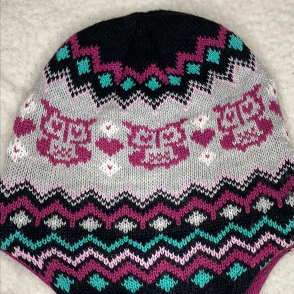 Ladies’ Winter Hat With Owl’s and Tie Bobbles - Image 2
