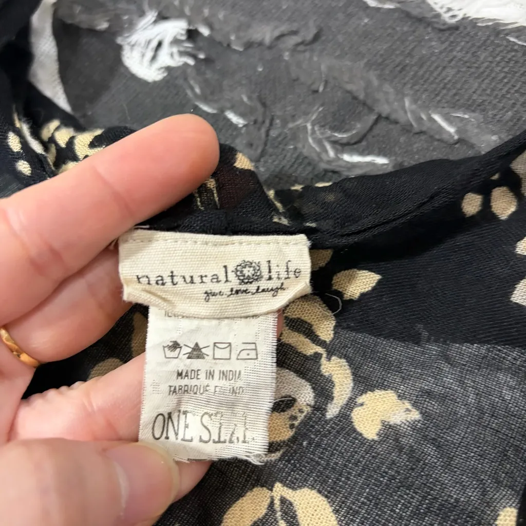 Gorgeous Long Kimono! Natural Life ! O/S Black Beige Floral Boho Cottage Grunge - Image 8