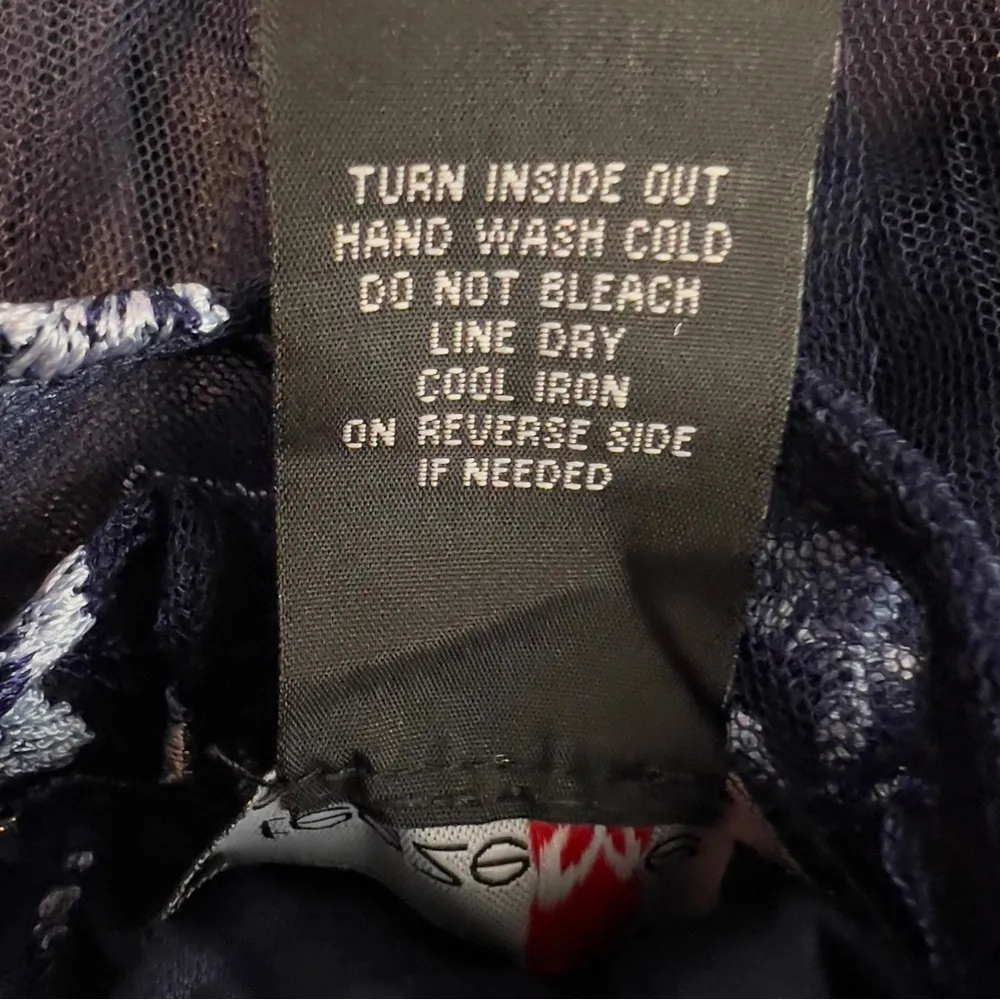 Teeze Me Size 7/8 Embroidered Sleeveless Tulle Lined Formal Long Dress Navy Blue - Image 8