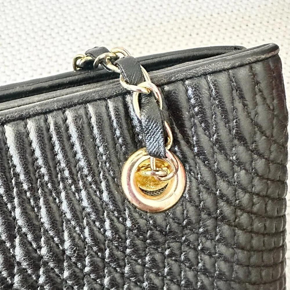 Bally Vintage Black Leather Quilted Gold Chain Dual Pocket Shoulder Bag Tote - Image 7