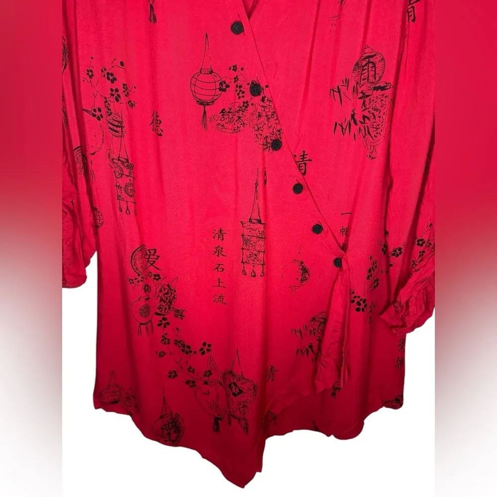 Soft Surroundings Pagoda Printed Wrap Roll Tab Tunic Size L Red - Image 4