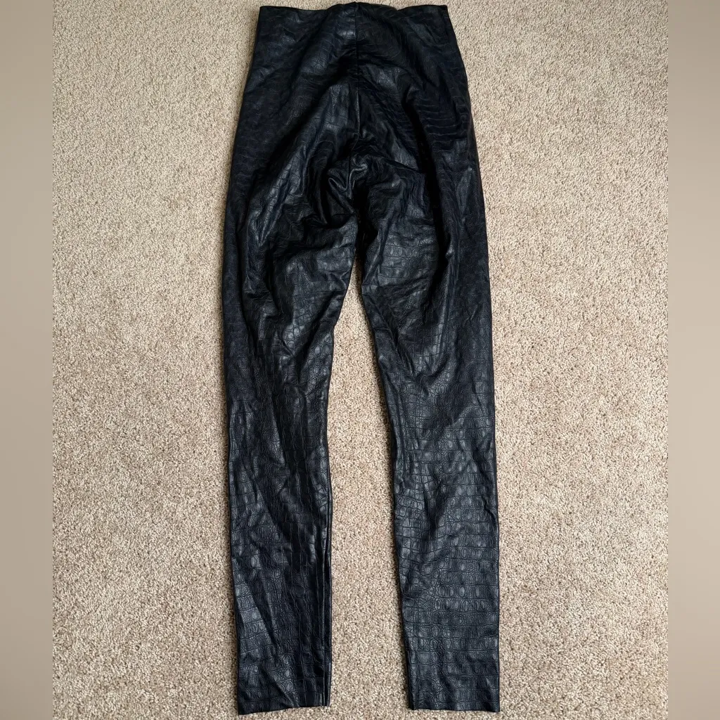Commando Reptile Embossed Faux Leather Leggings‎ Black Size Medium - Image 5
