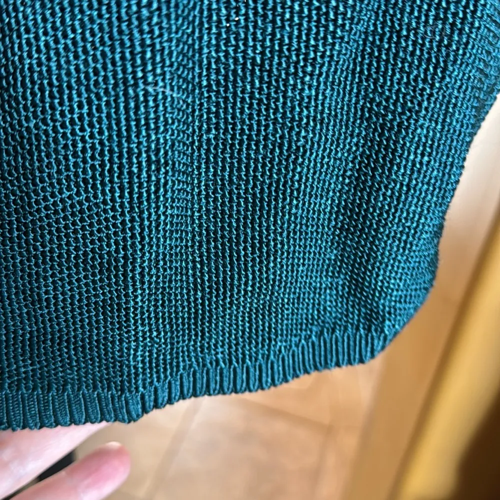 Coldwater Creek Green Tank Top/Cami Sleeveless Rayon Knit Round Neck Size Small - Image 5