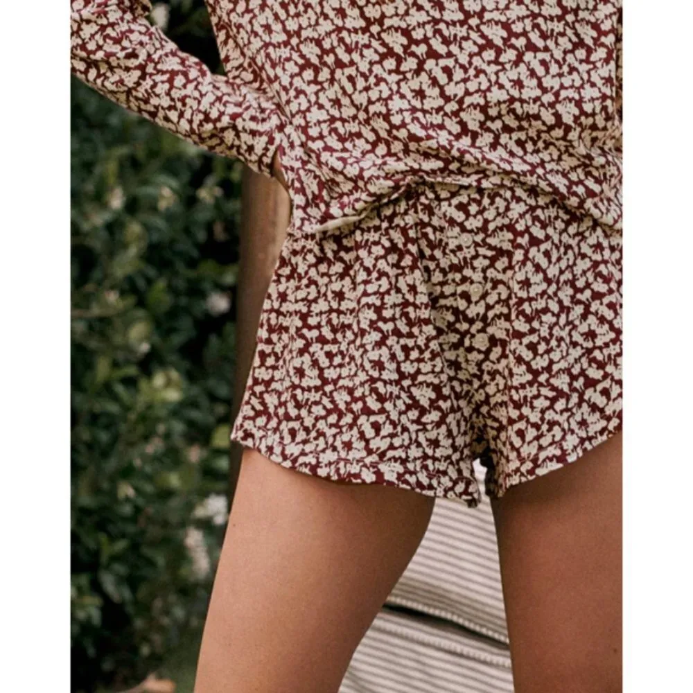 💕THE GREAT💕 The Long Sleeve Sleep Tee + Tap Short ~ Maroon Shadow Floral 0 NWT - Image 6