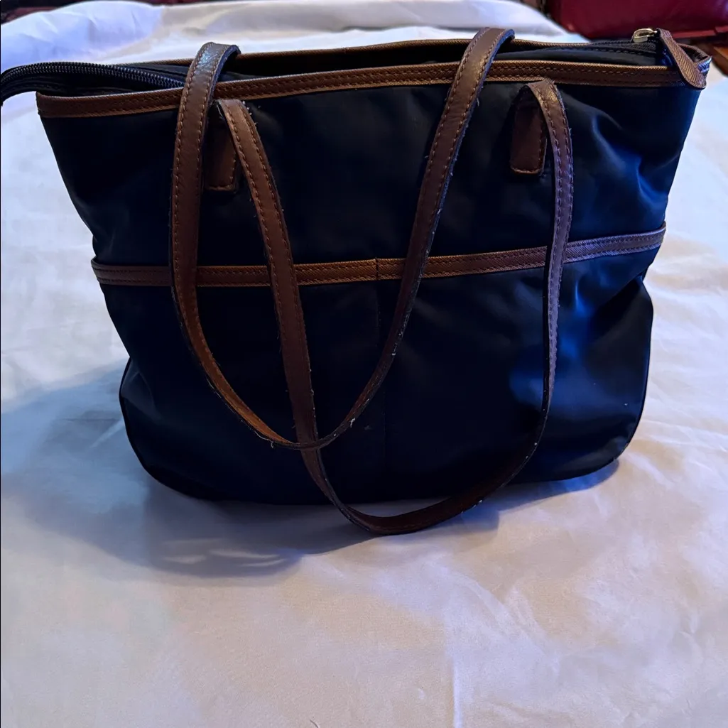 Michael Kors Black and Brown Tote Bag - Image 2