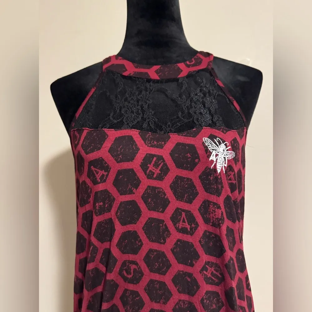 Preloved Hot Topic Red and Black American Horror Story Cult Hive Tank Top medium - Image 2