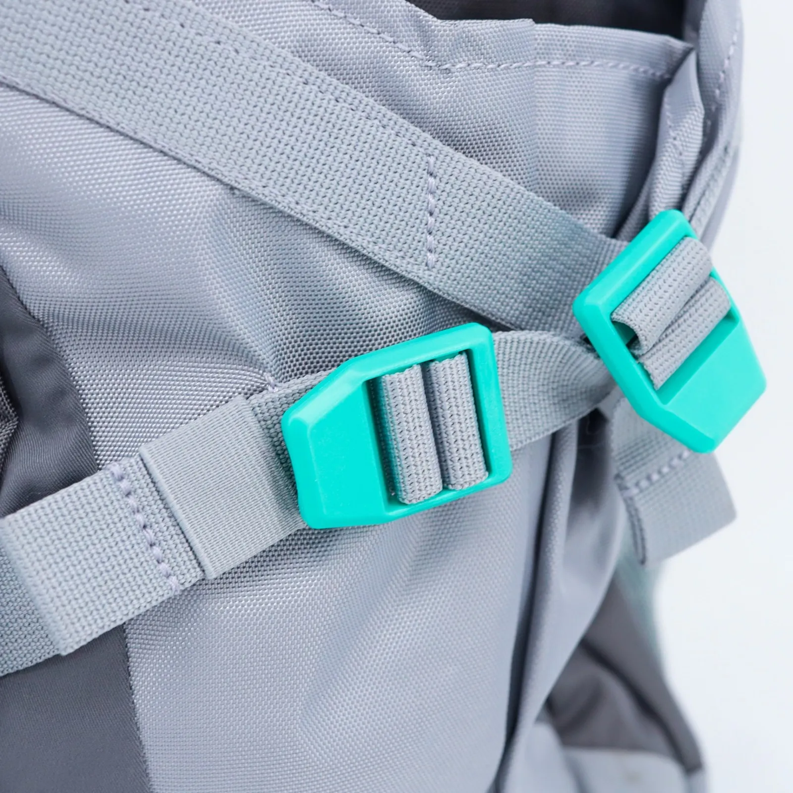 Under Armour UA Recruit Storm 2.0 Backpack Gray Teal 1329814 Laptop Unisex Bag - Image 4