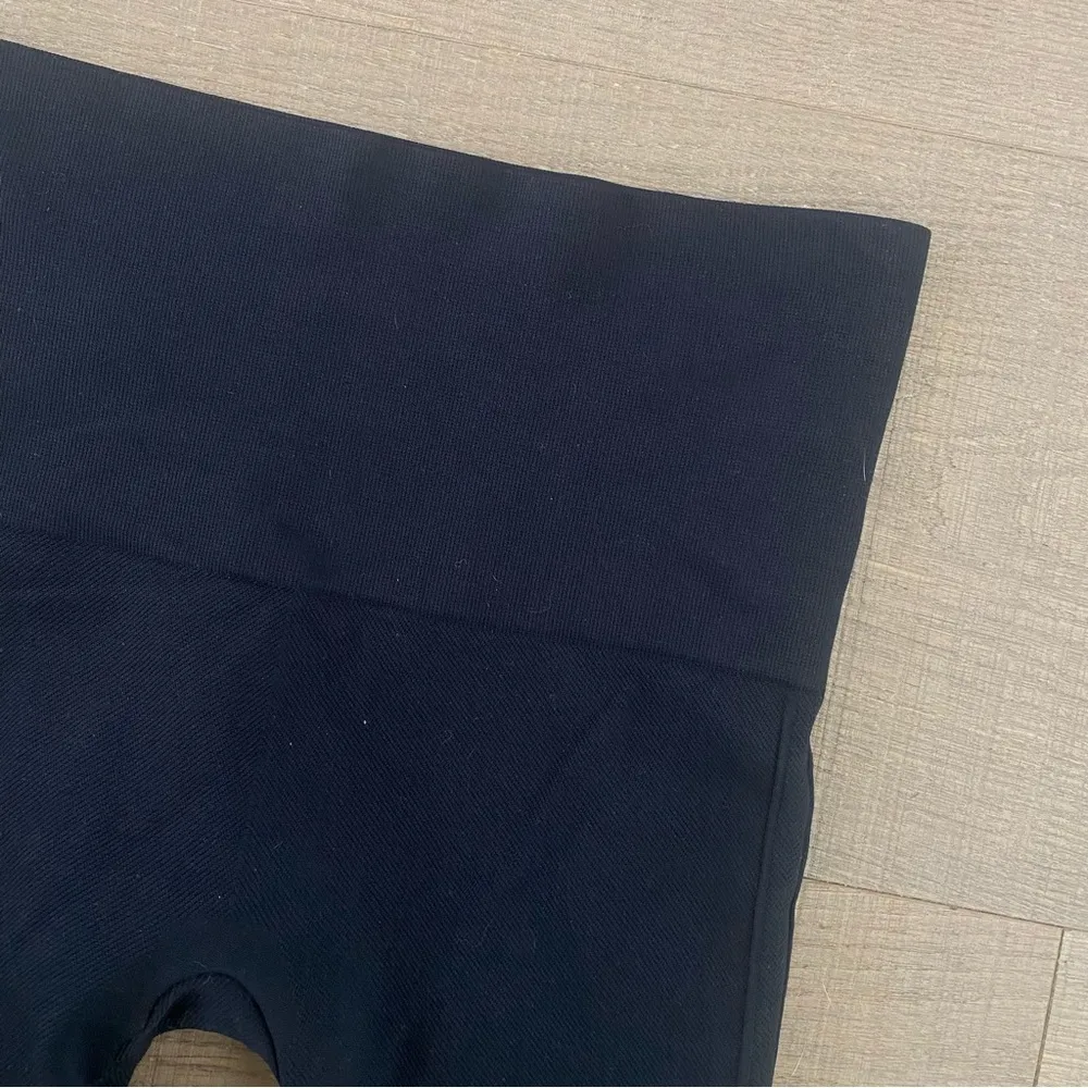 spanx black comfy basic full length casual leggings - Image 3