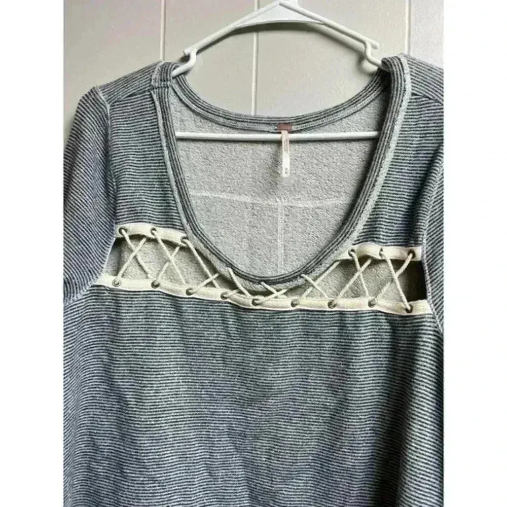 Free People Lacey Love Fleece Long Sleeve Oversize Crisscross Chest‎ Sweatshirt - Image 12