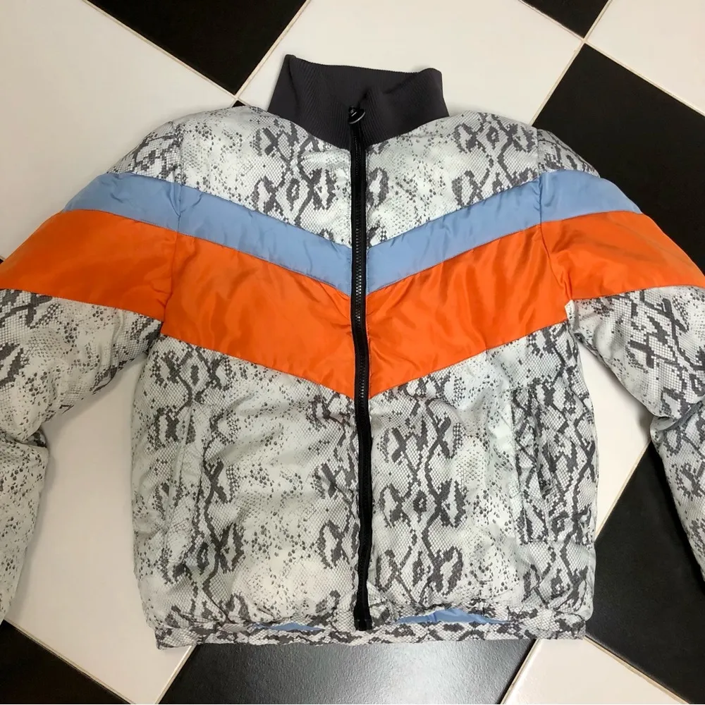 Wesley Colorblock Snake Print Puffer Coat Pattern Jacket sz L - Image 8