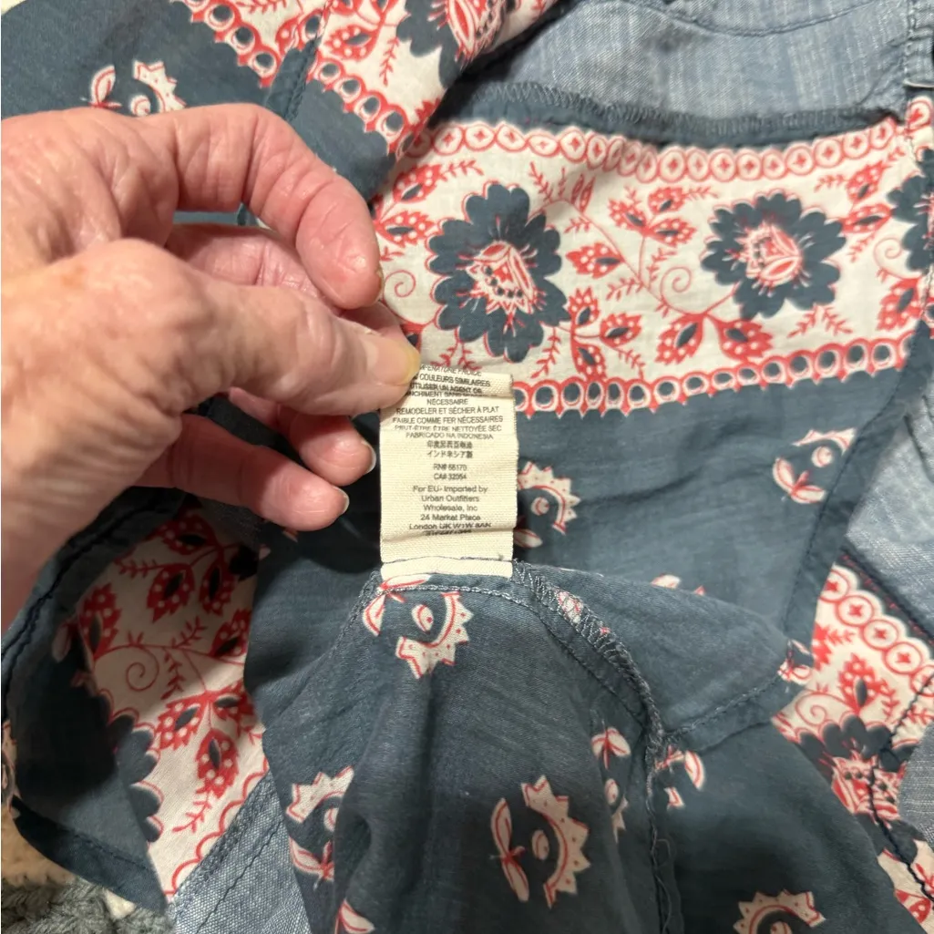 Free People Born Free Bandana
Print Chambray Western Shirt - Image 8